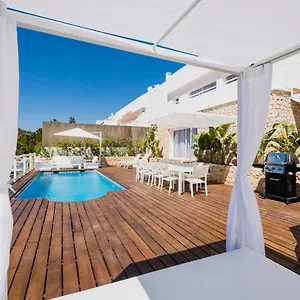 https://villa-serretes.balearic-islands.net